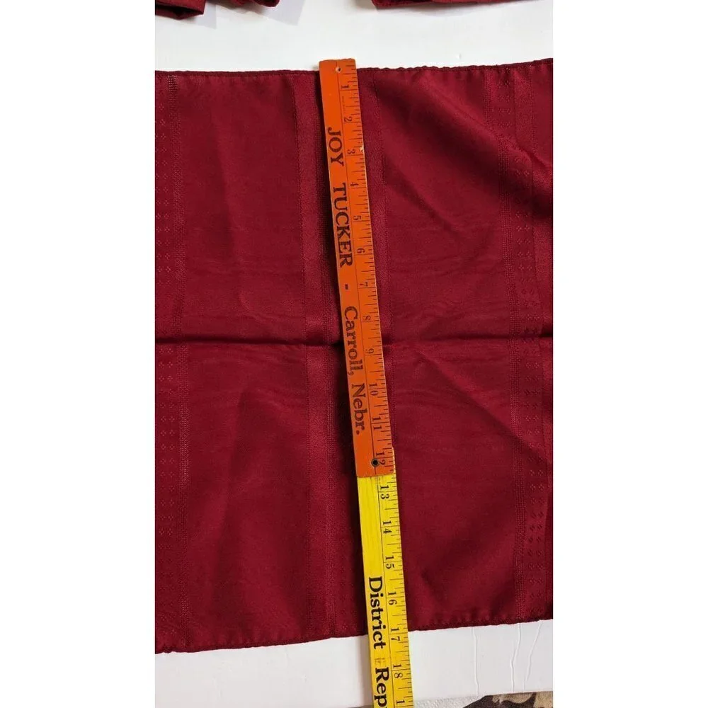 Napkin set of 6‎ red table linens Christmas Holiday 17 x 17